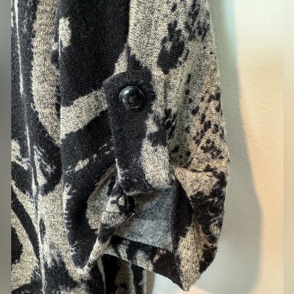 Clara Sunwoo Women’s Top -black and cream - Size L - Picture 4 of 7